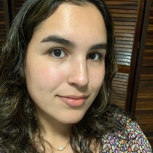 Meet your Posher, Cristina